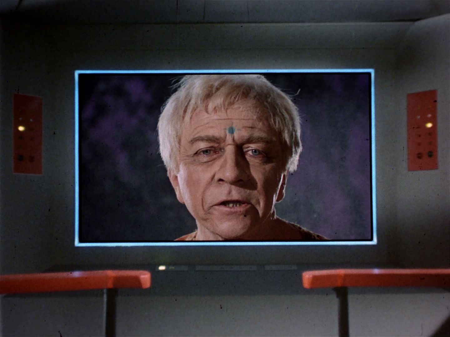 ariane179254_StarTrek_2x04_MirrorMirror_0367.jpg
