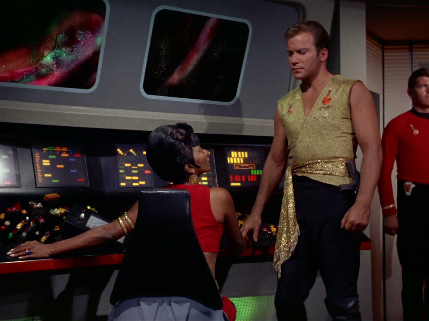 ariane179254_StarTrek_2x04_MirrorMirror_0390.jpg