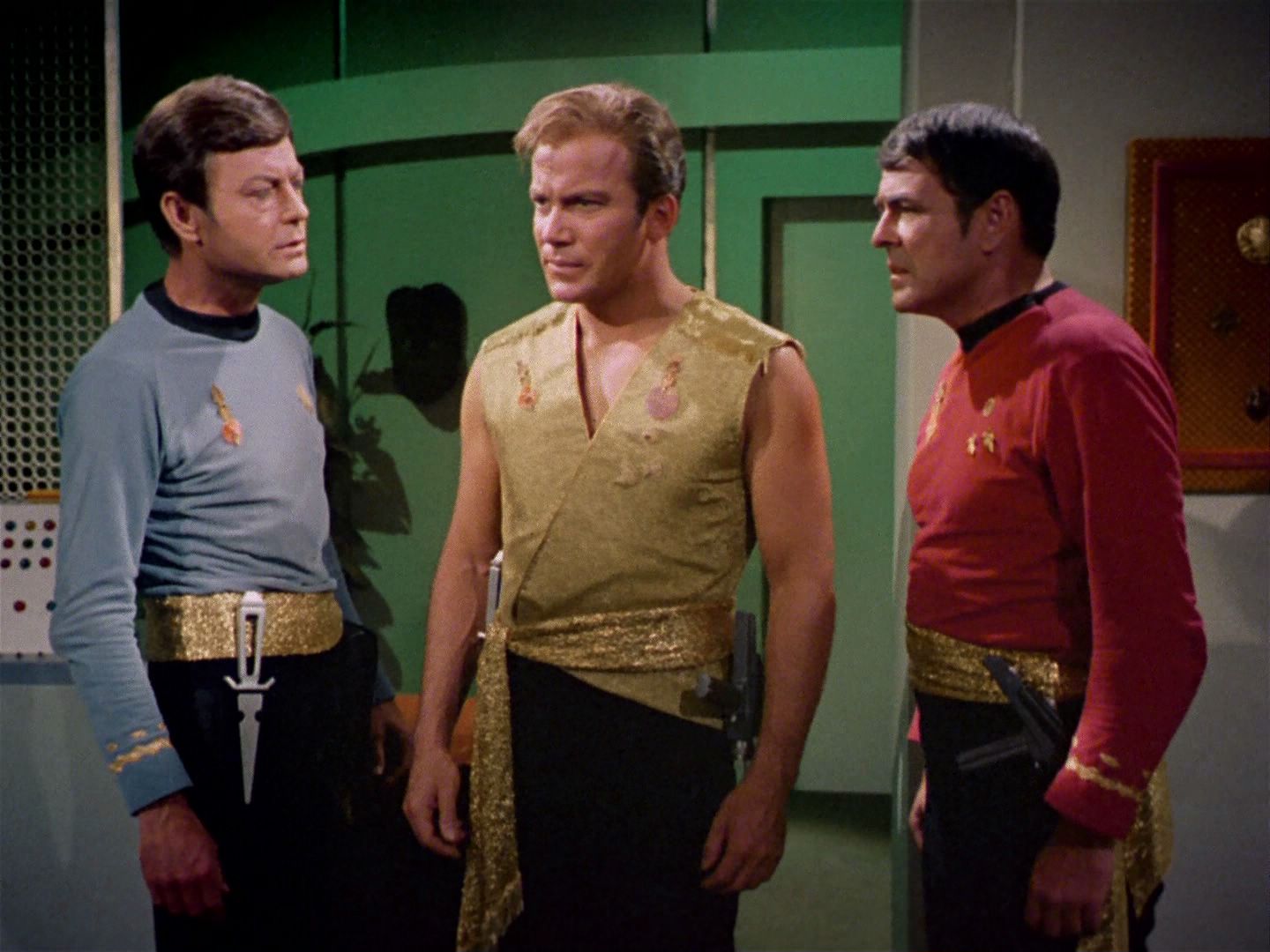 ariane179254_StarTrek_2x04_MirrorMirror_0462.jpg