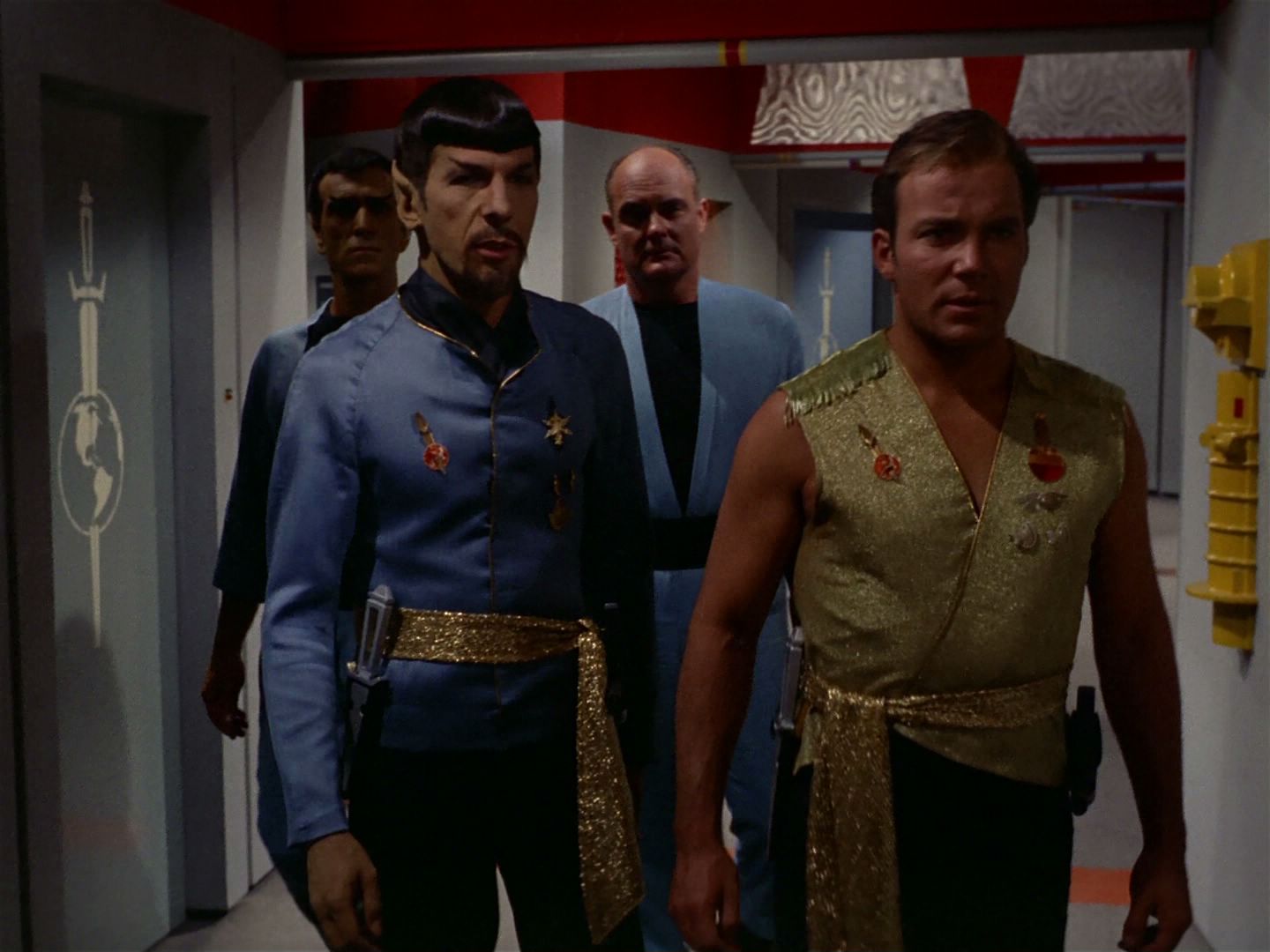 ariane179254_StarTrek_2x04_MirrorMirror_0614.jpg