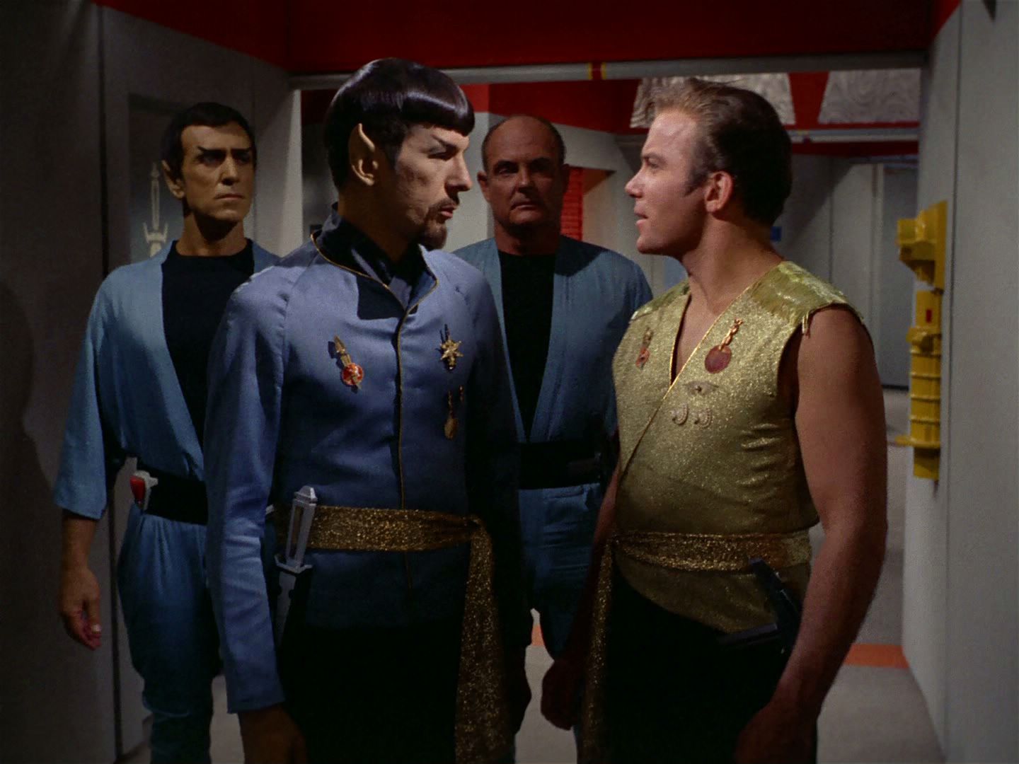 ariane179254_StarTrek_2x04_MirrorMirror_0617.jpg