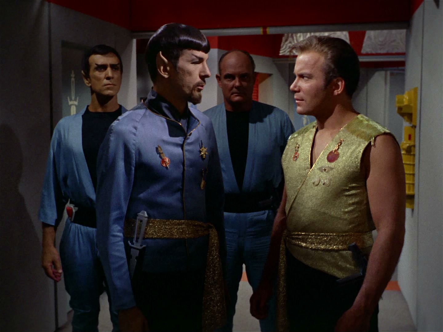 ariane179254_StarTrek_2x04_MirrorMirror_0627.jpg