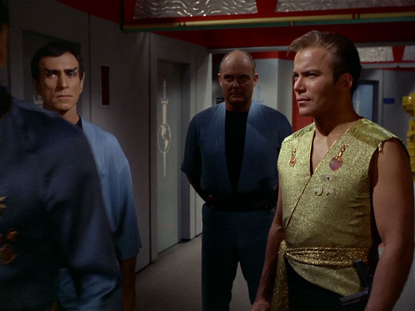 ariane179254_StarTrek_2x04_MirrorMirror_0648.jpg