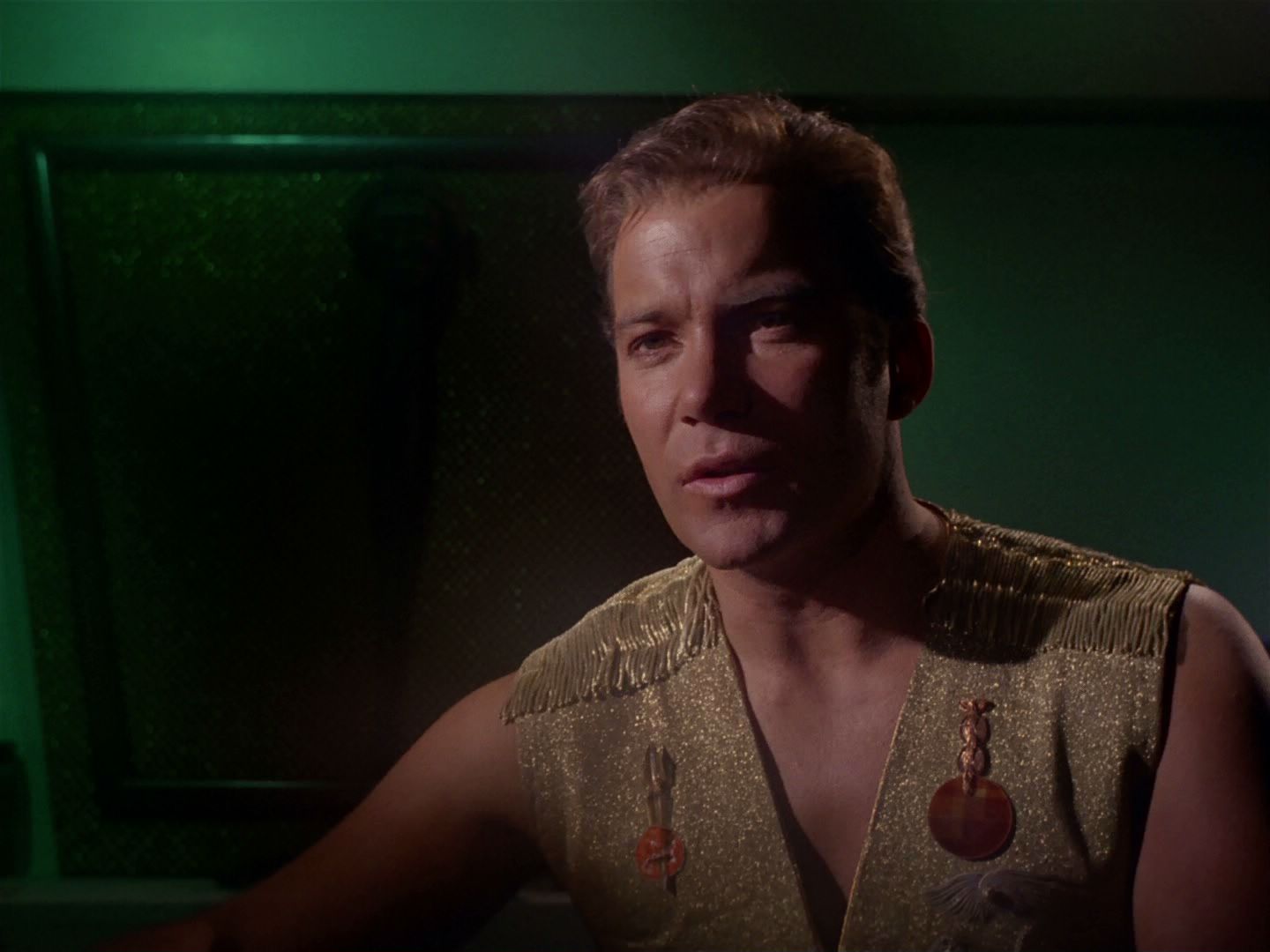 ariane179254_StarTrek_2x04_MirrorMirror_0736.jpg