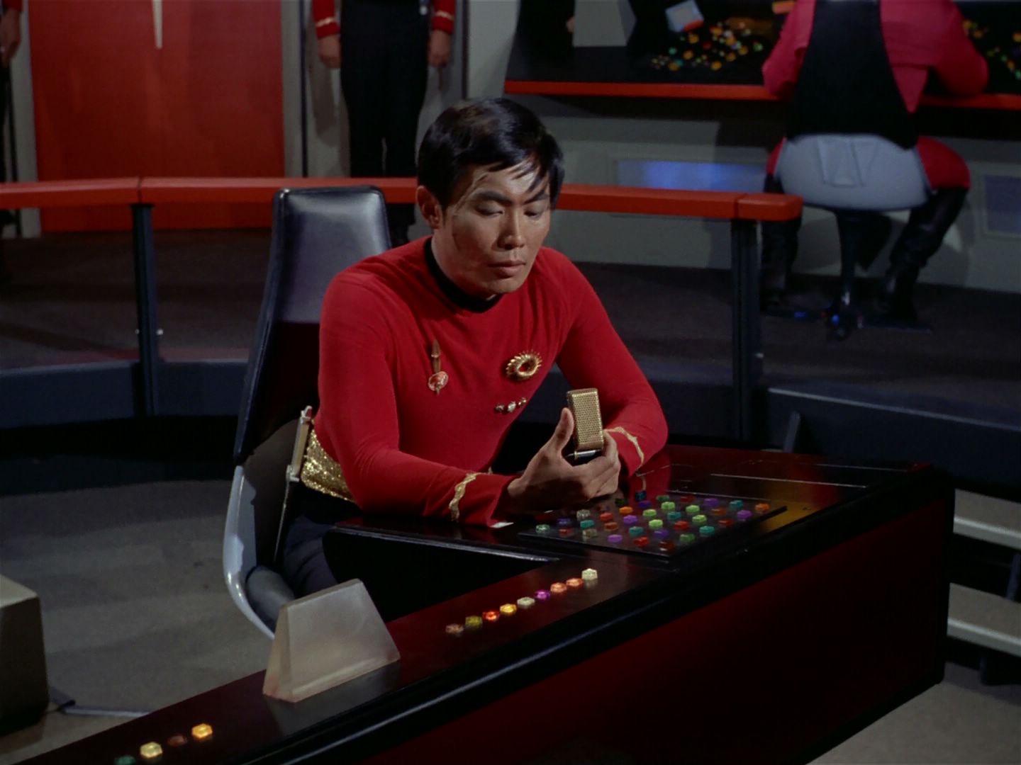 ariane179254_StarTrek_2x04_MirrorMirror_0889.jpg