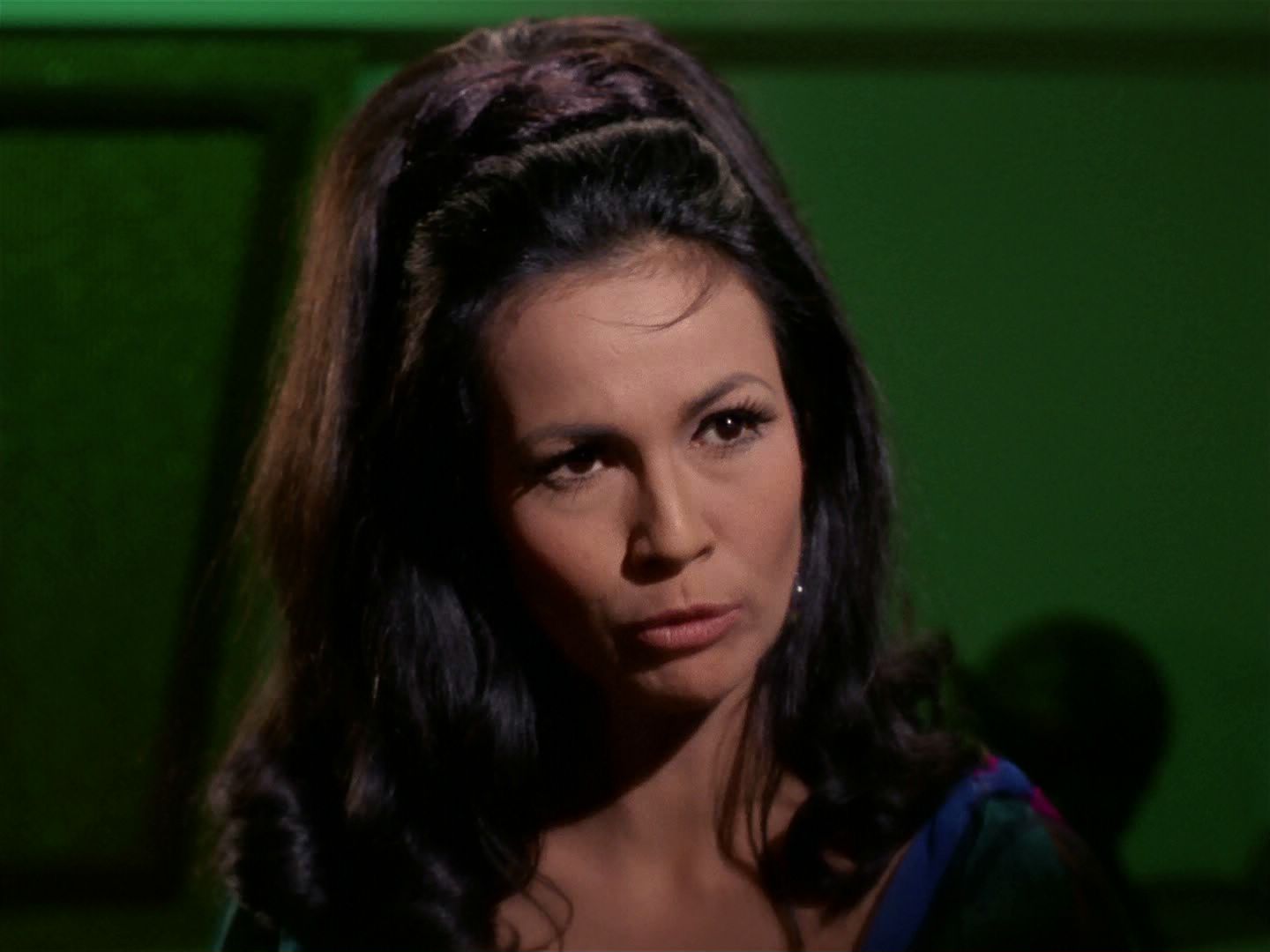 ariane179254_StarTrek_2x04_MirrorMirror_0993.jpg