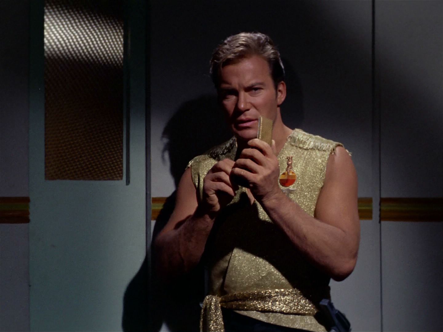 ariane179254_StarTrek_2x04_MirrorMirror_1057.jpg