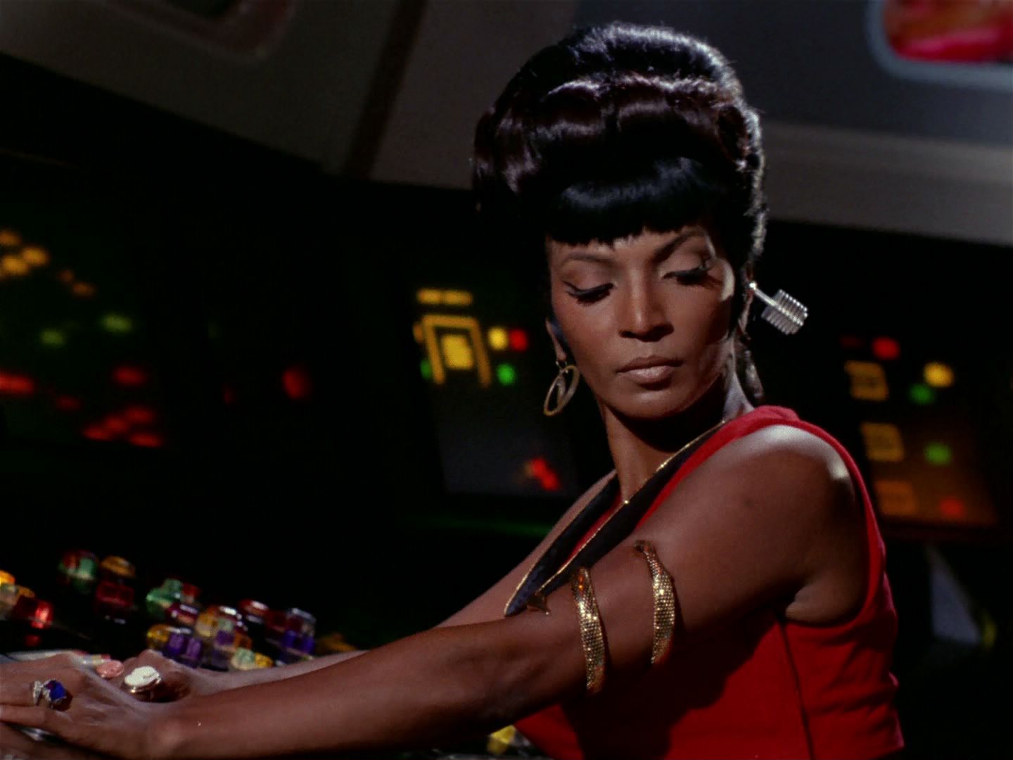 ariane179254_StarTrek_2x04_MirrorMirror_1059.jpg