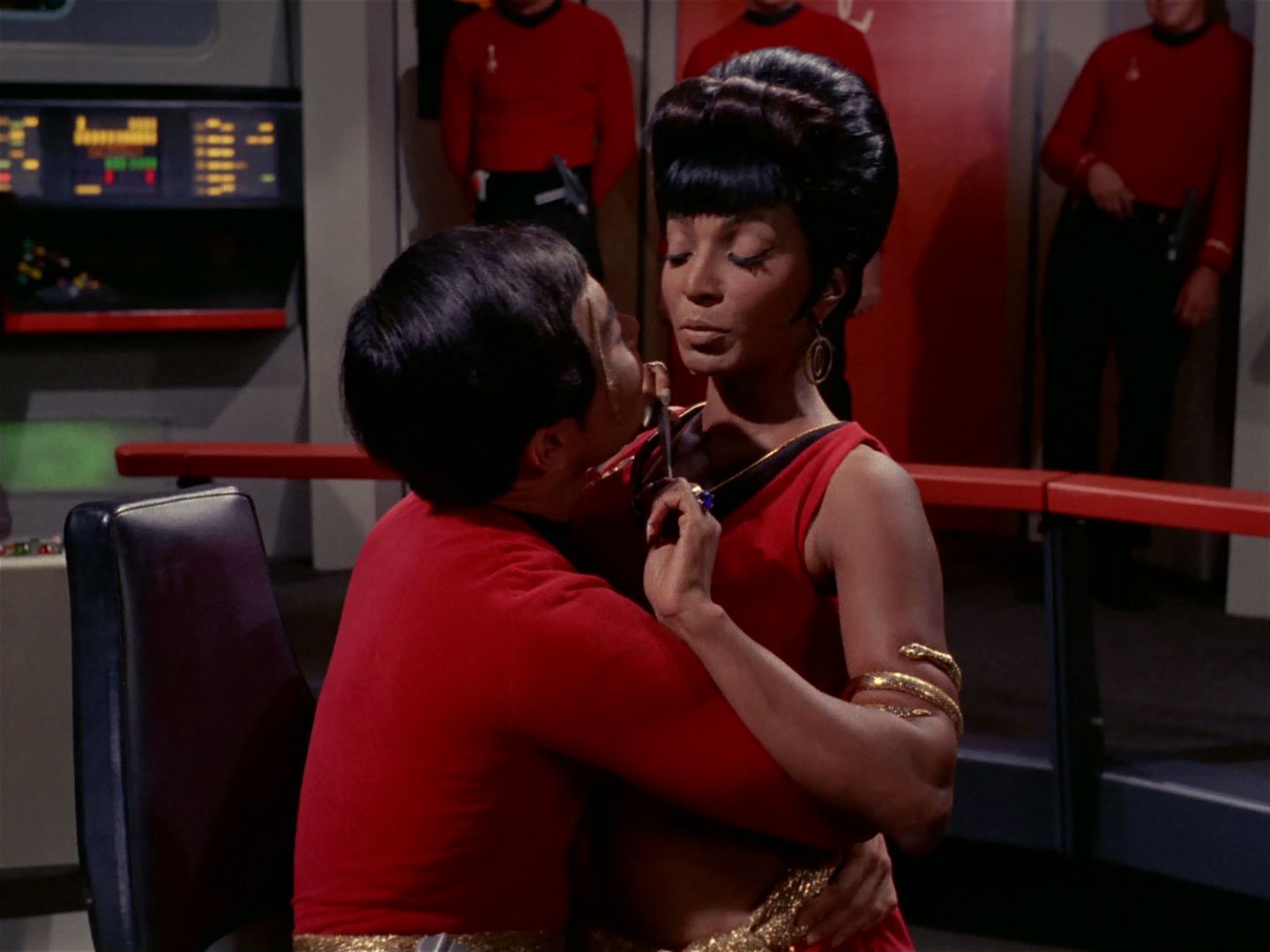 ariane179254_StarTrek_2x04_MirrorMirror_1089.jpg