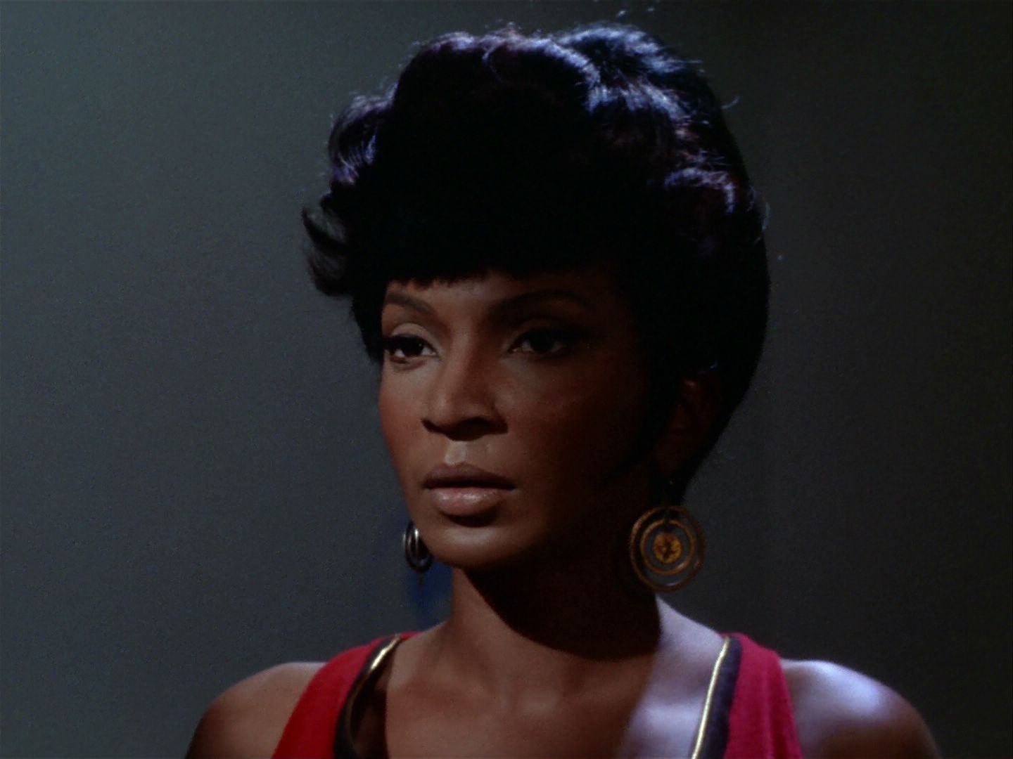 ariane179254_StarTrek_2x04_MirrorMirror_1304.jpg