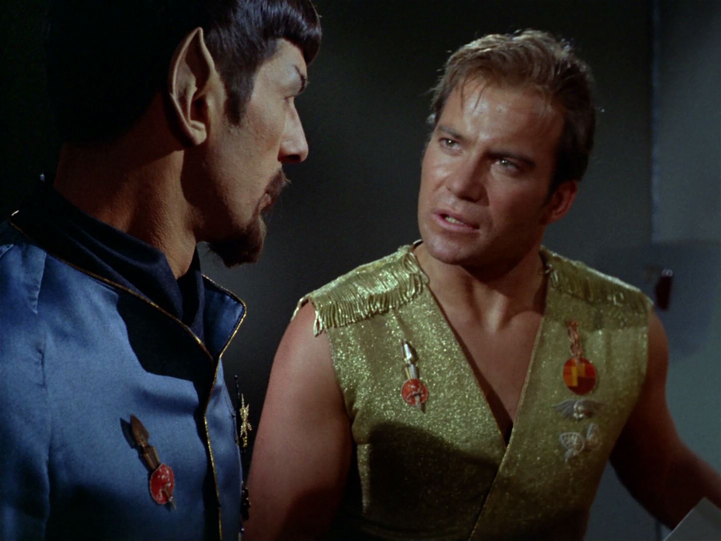 ariane179254_StarTrek_2x04_MirrorMirror_1364.jpg