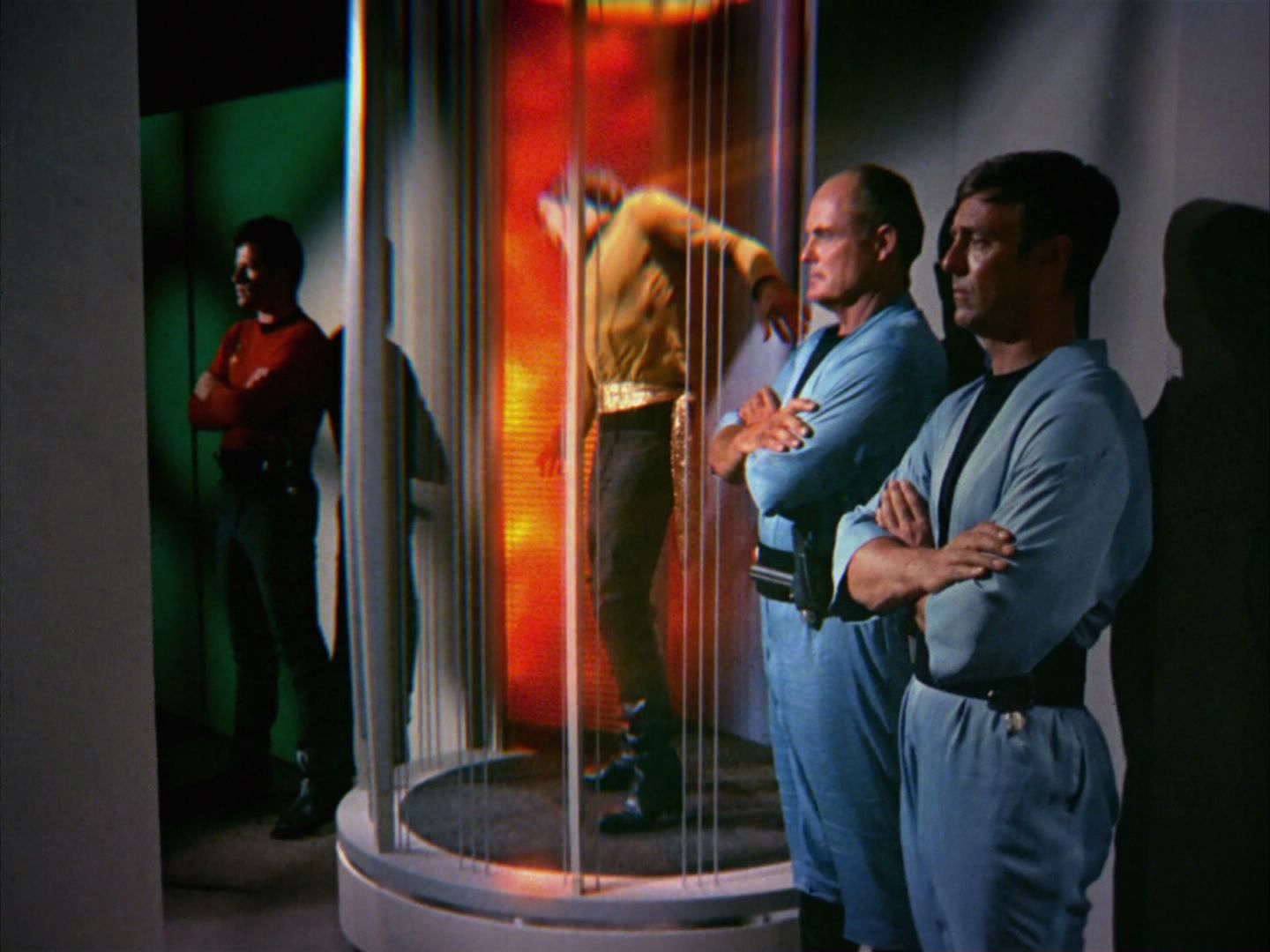 ariane179254_StarTrek_2x04_MirrorMirror_NewEffects_0035.jpg