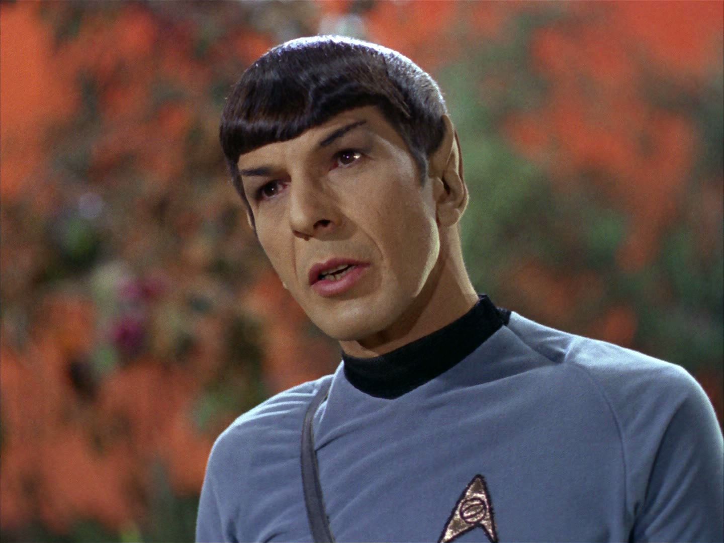 ariane179254_StarTrek_2x05_TheApple_0042.jpg