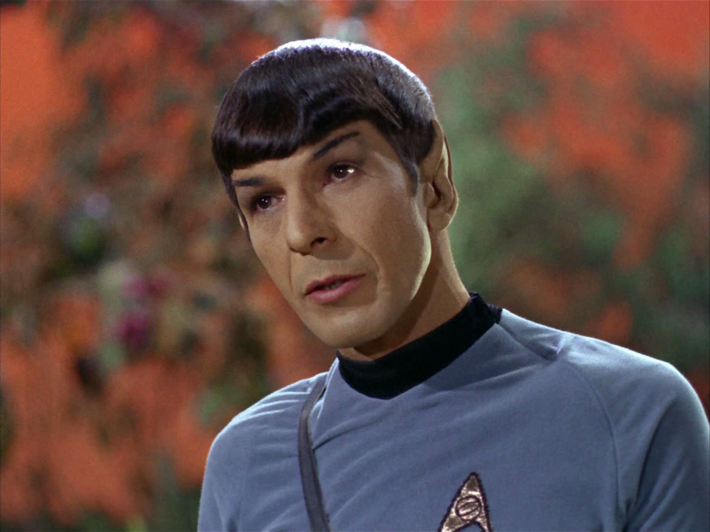 ariane179254_StarTrek_2x05_TheApple_0045.jpg