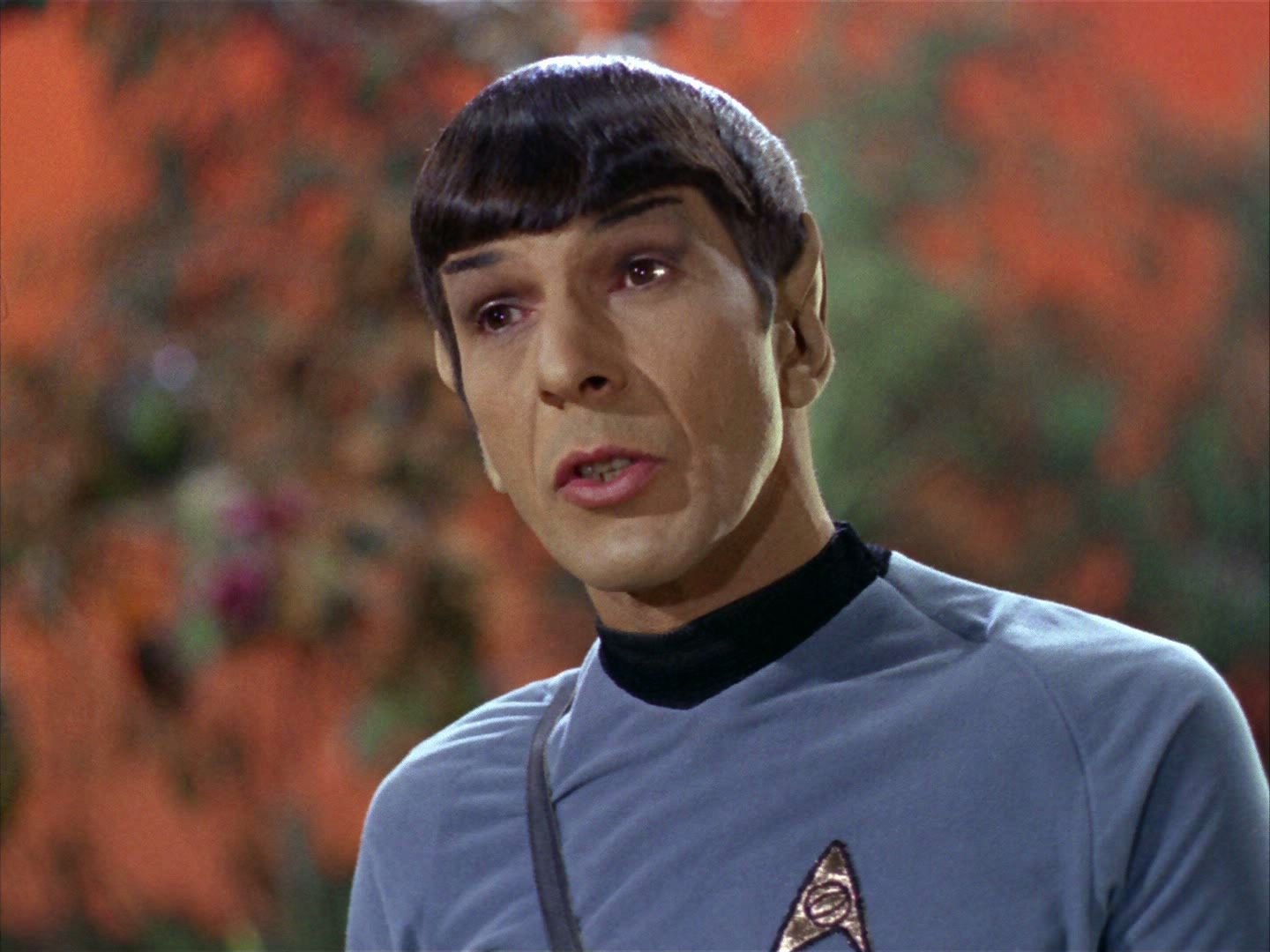 ariane179254_StarTrek_2x05_TheApple_0048.jpg