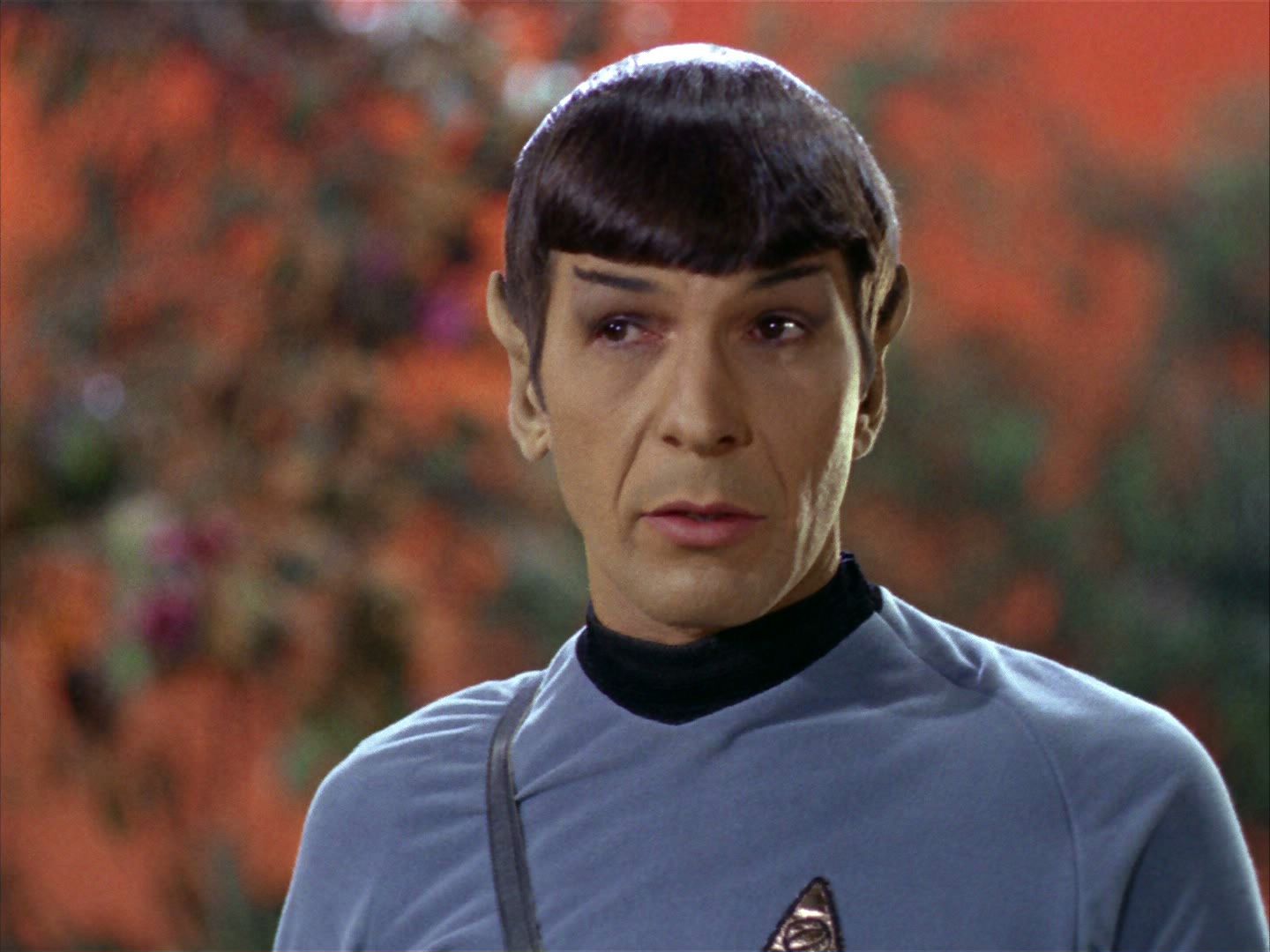 ariane179254_StarTrek_2x05_TheApple_0056.jpg