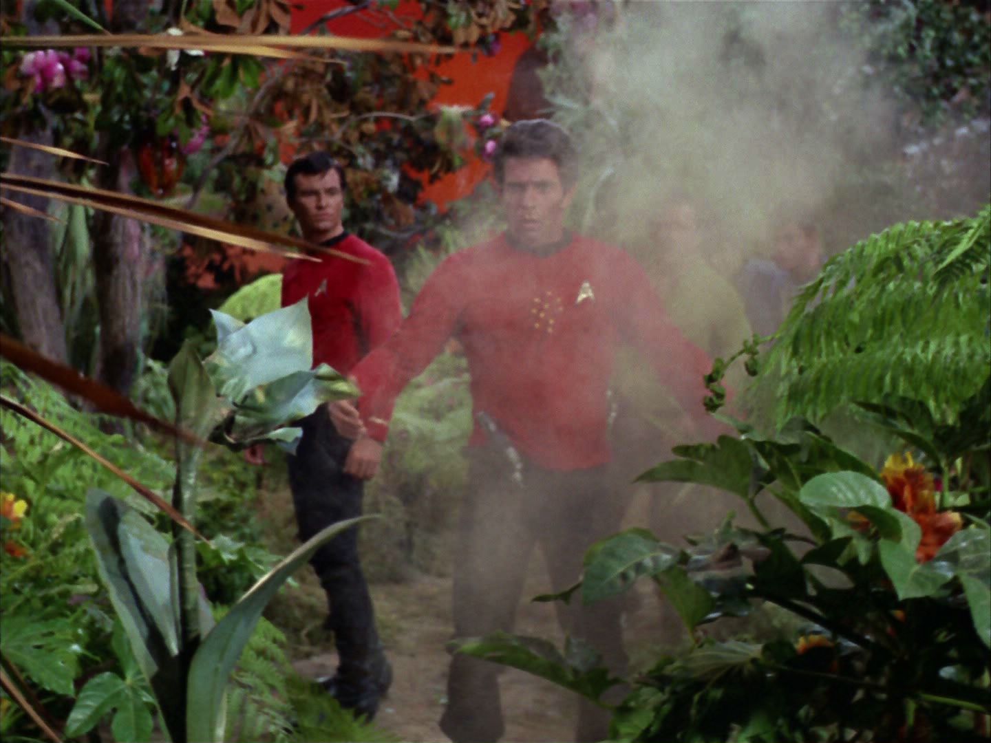 ariane179254_StarTrek_2x05_TheApple_0082.jpg