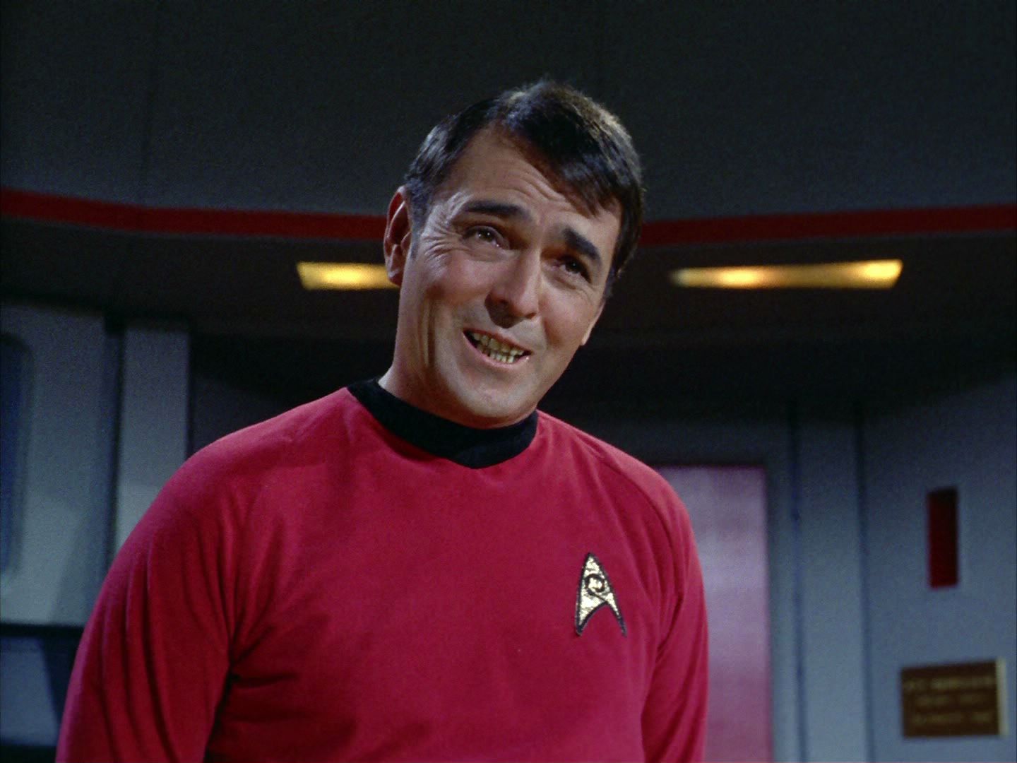 ariane179254_StarTrek_2x05_TheApple_0113.jpg