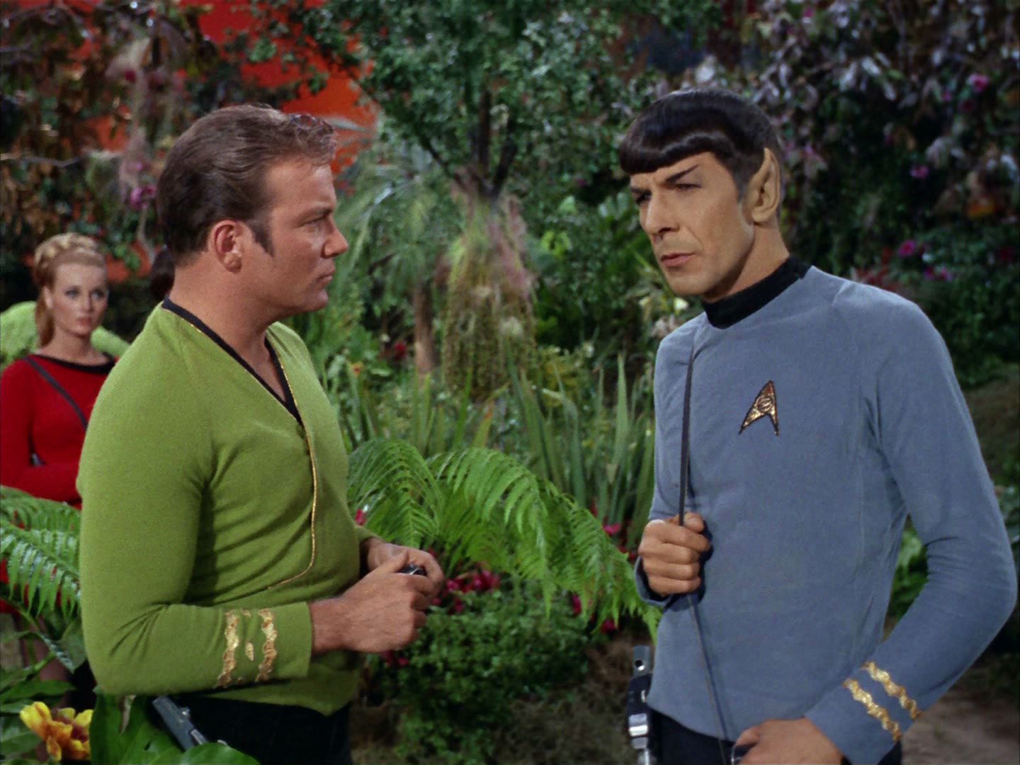 ariane179254_StarTrek_2x05_TheApple_0134.jpg