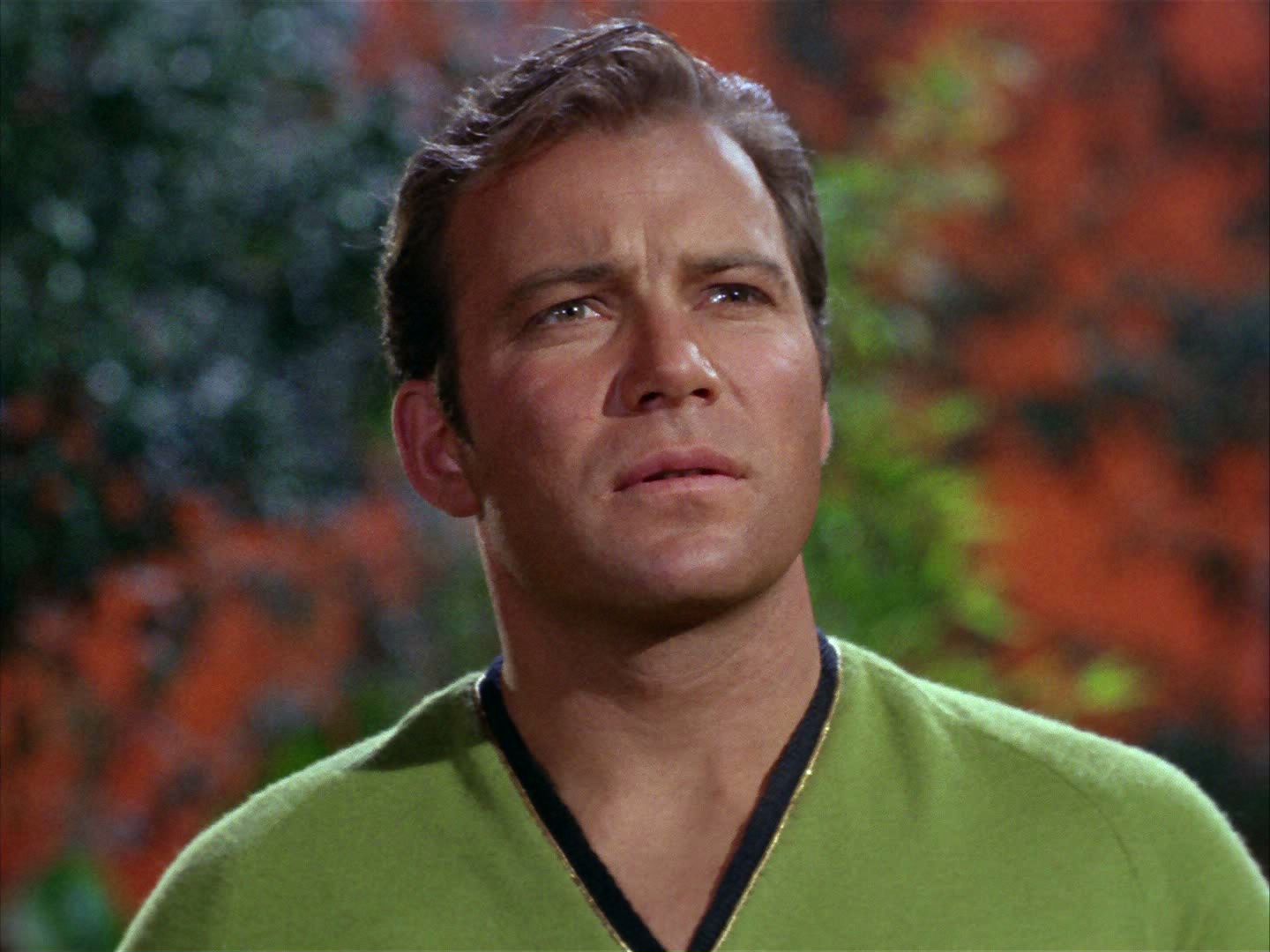 ariane179254_StarTrek_2x05_TheApple_0140.jpg