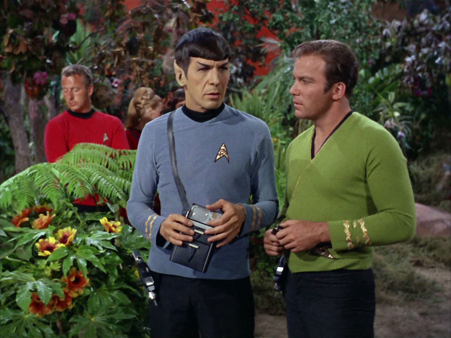 ariane179254_StarTrek_2x05_TheApple_0160.jpg