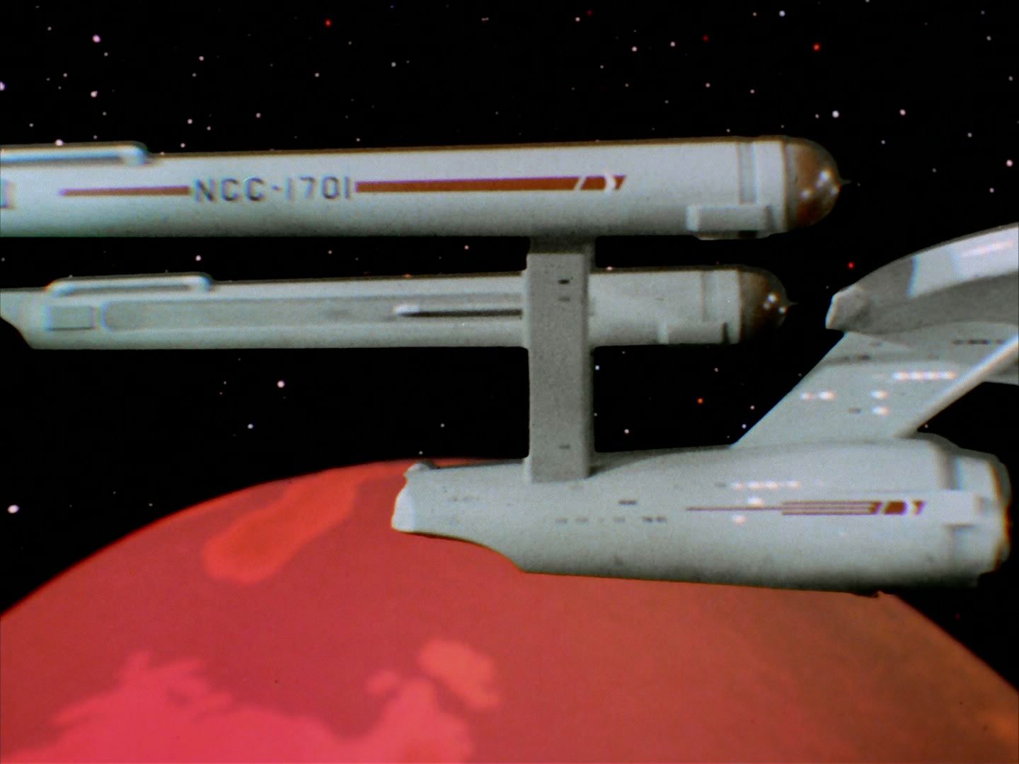 ariane179254_StarTrek_2x05_TheApple_0246.jpg