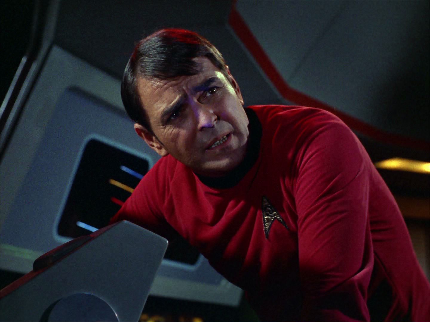 ariane179254_StarTrek_2x05_TheApple_0258.jpg