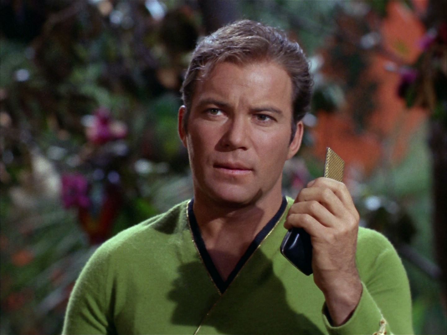 ariane179254_StarTrek_2x05_TheApple_0262.jpg