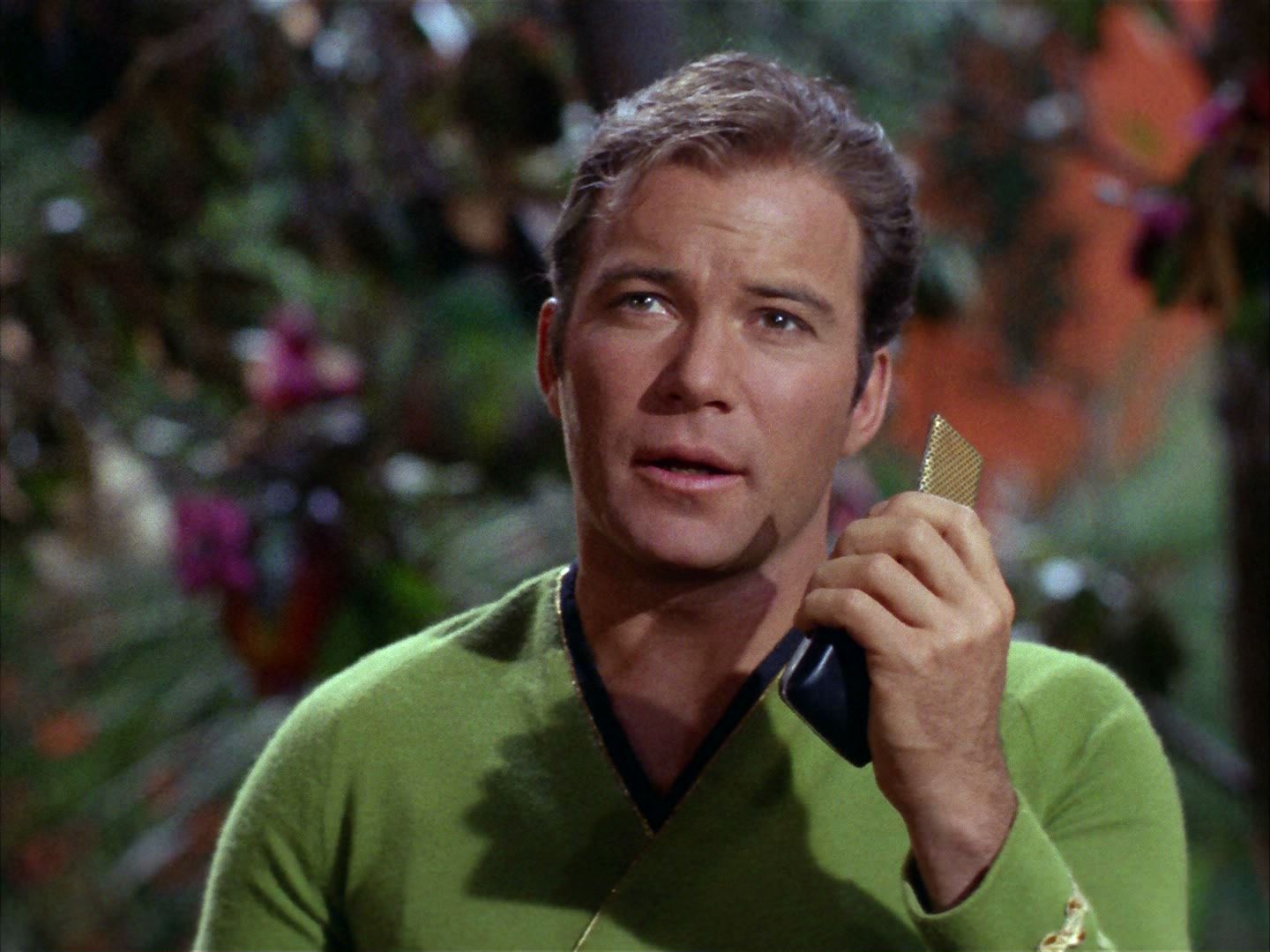 ariane179254_StarTrek_2x05_TheApple_0264.jpg