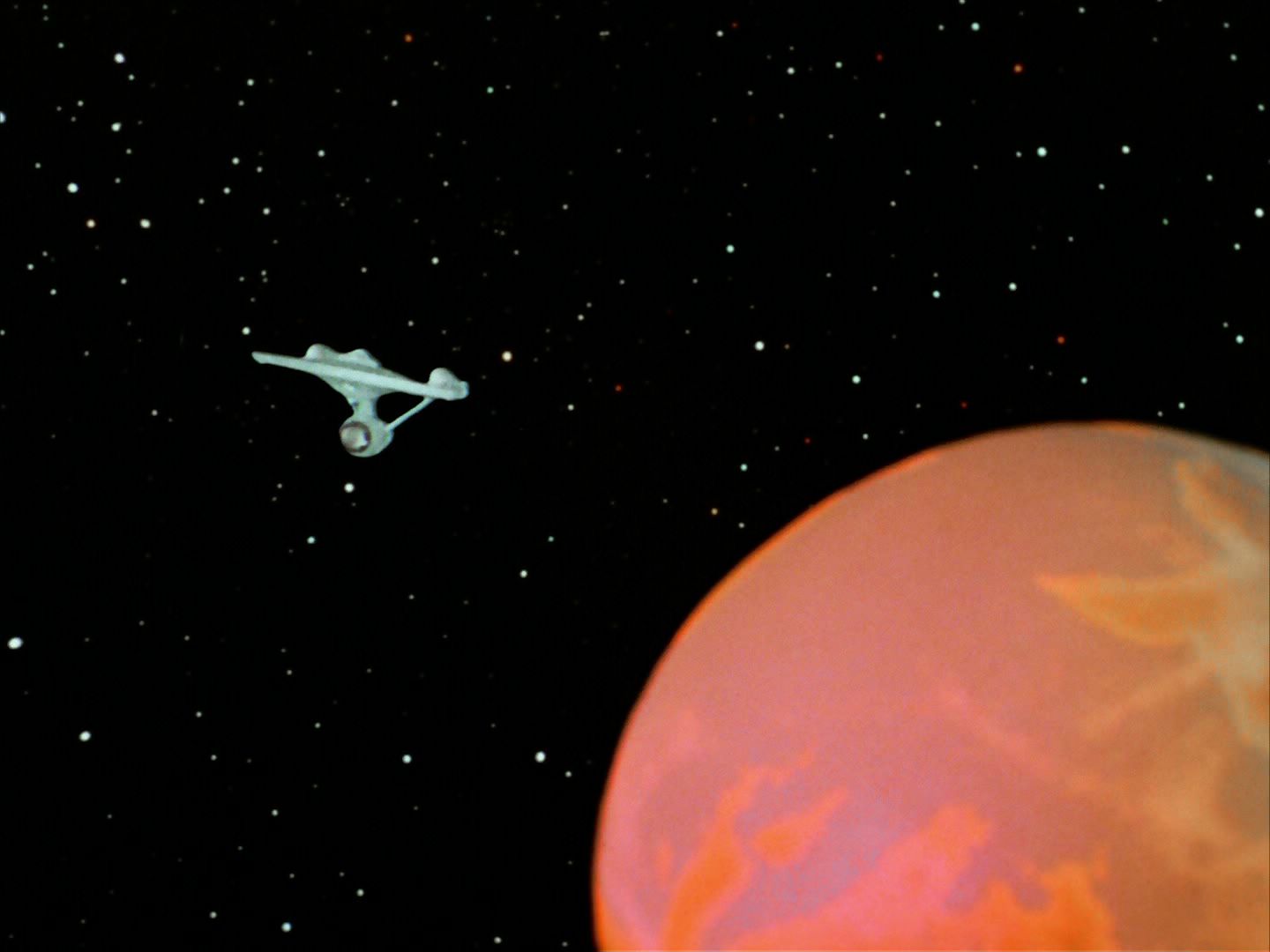 ariane179254_StarTrek_2x05_TheApple_0350.jpg