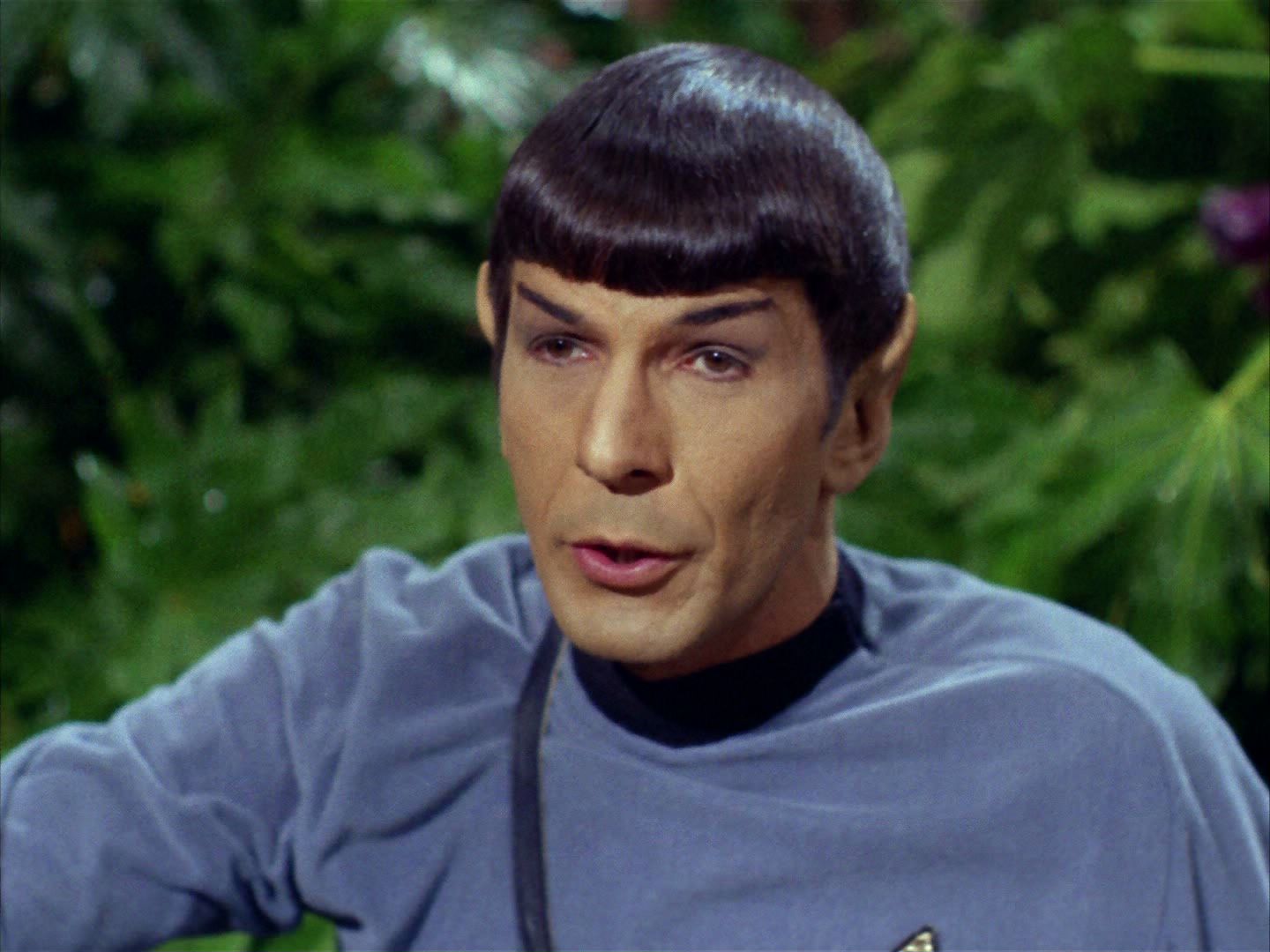 ariane179254_StarTrek_2x05_TheApple_0373.jpg