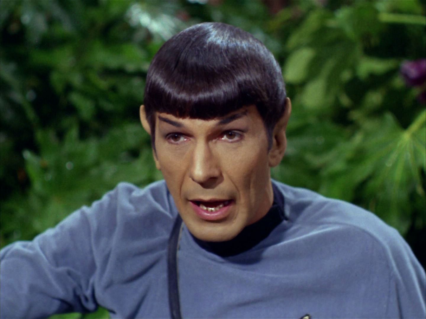 ariane179254_StarTrek_2x05_TheApple_0375.jpg