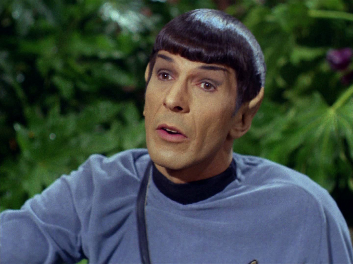 ariane179254_StarTrek_2x05_TheApple_0390.jpg