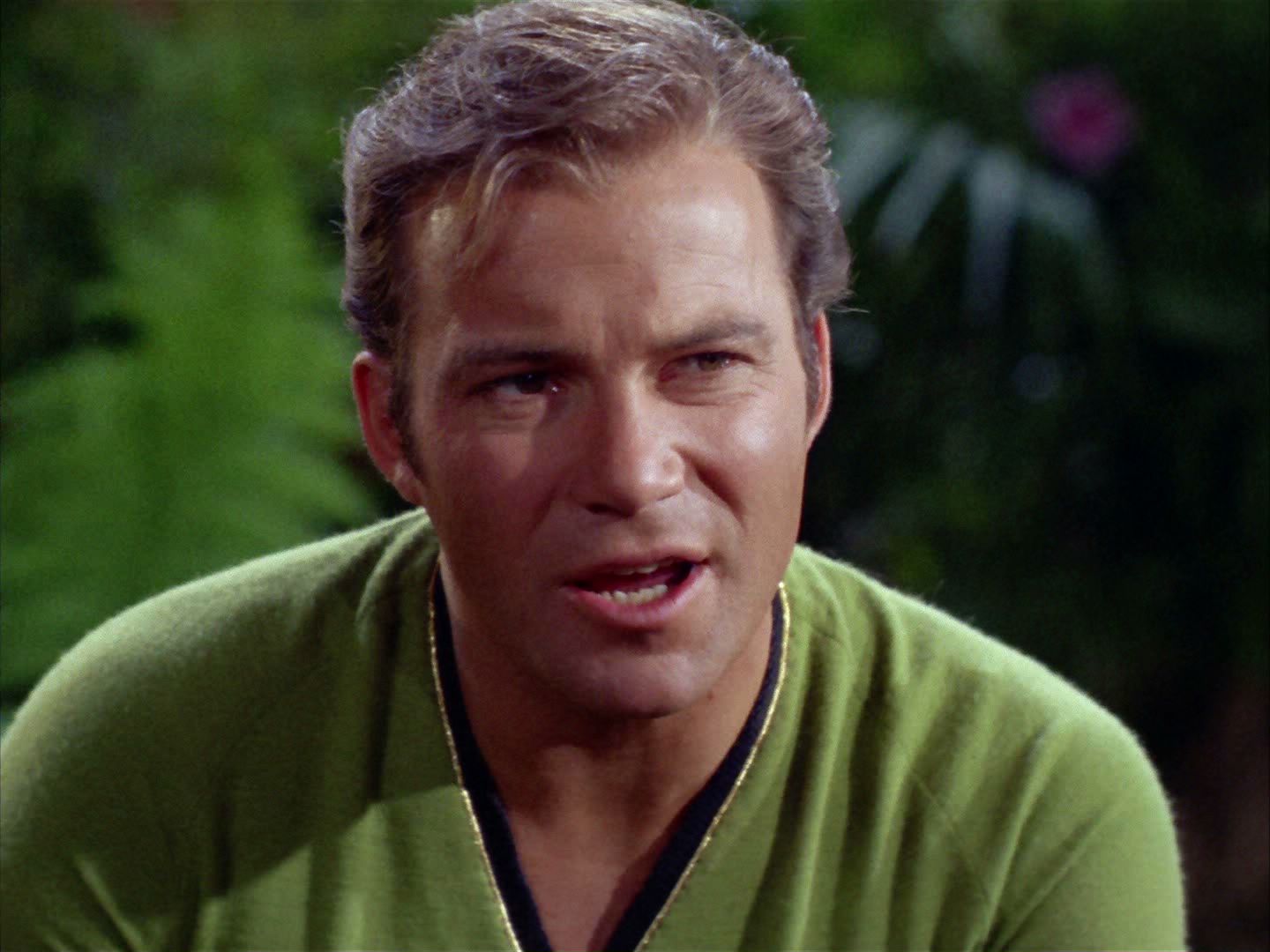 ariane179254_StarTrek_2x05_TheApple_0392.jpg