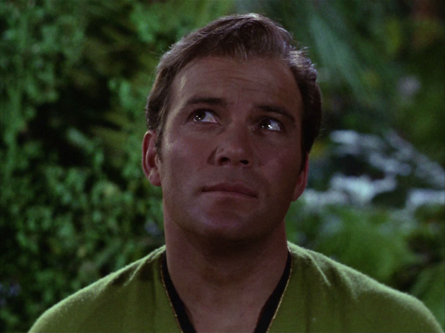 ariane179254_StarTrek_2x05_TheApple_0421.jpg