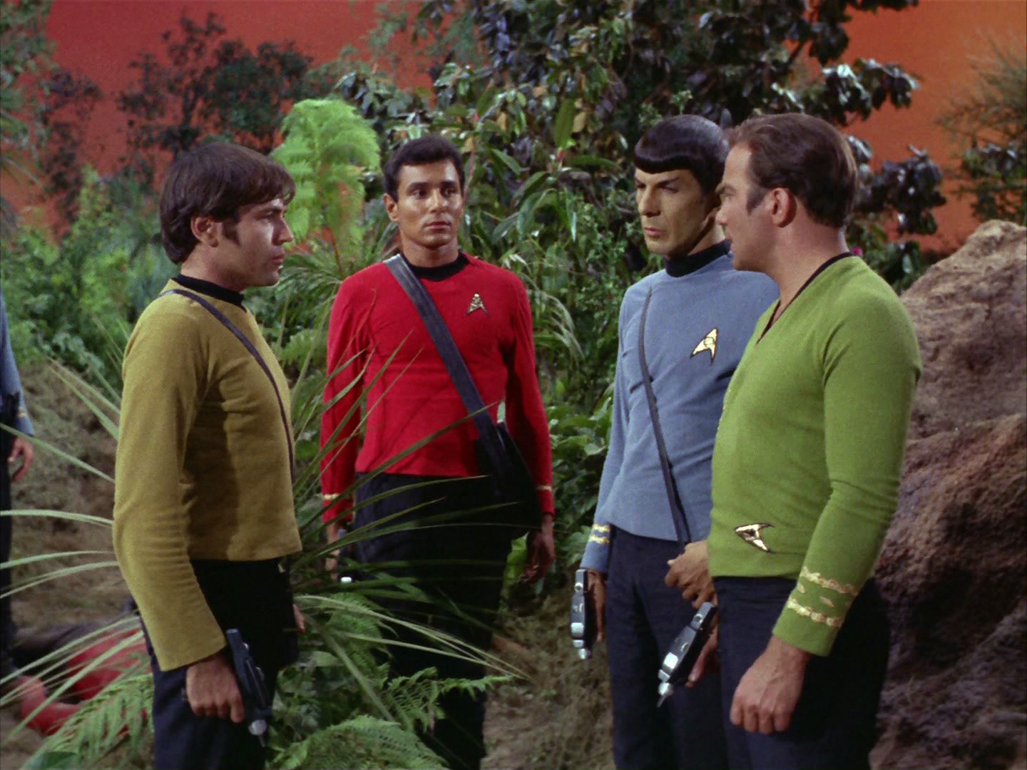 ariane179254_StarTrek_2x05_TheApple_0516.jpg