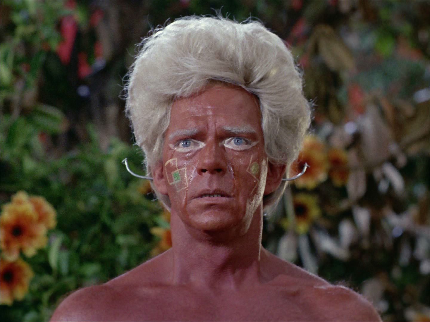 ariane179254_StarTrek_2x05_TheApple_0537.jpg