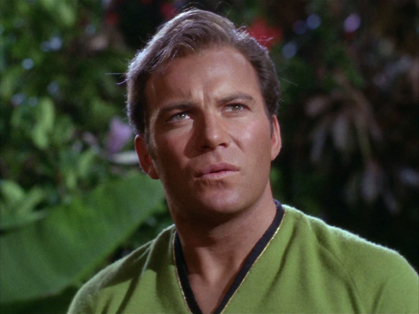 ariane179254_StarTrek_2x05_TheApple_0546.jpg