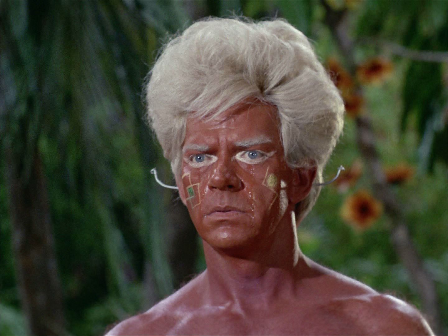 ariane179254_StarTrek_2x05_TheApple_0572.jpg