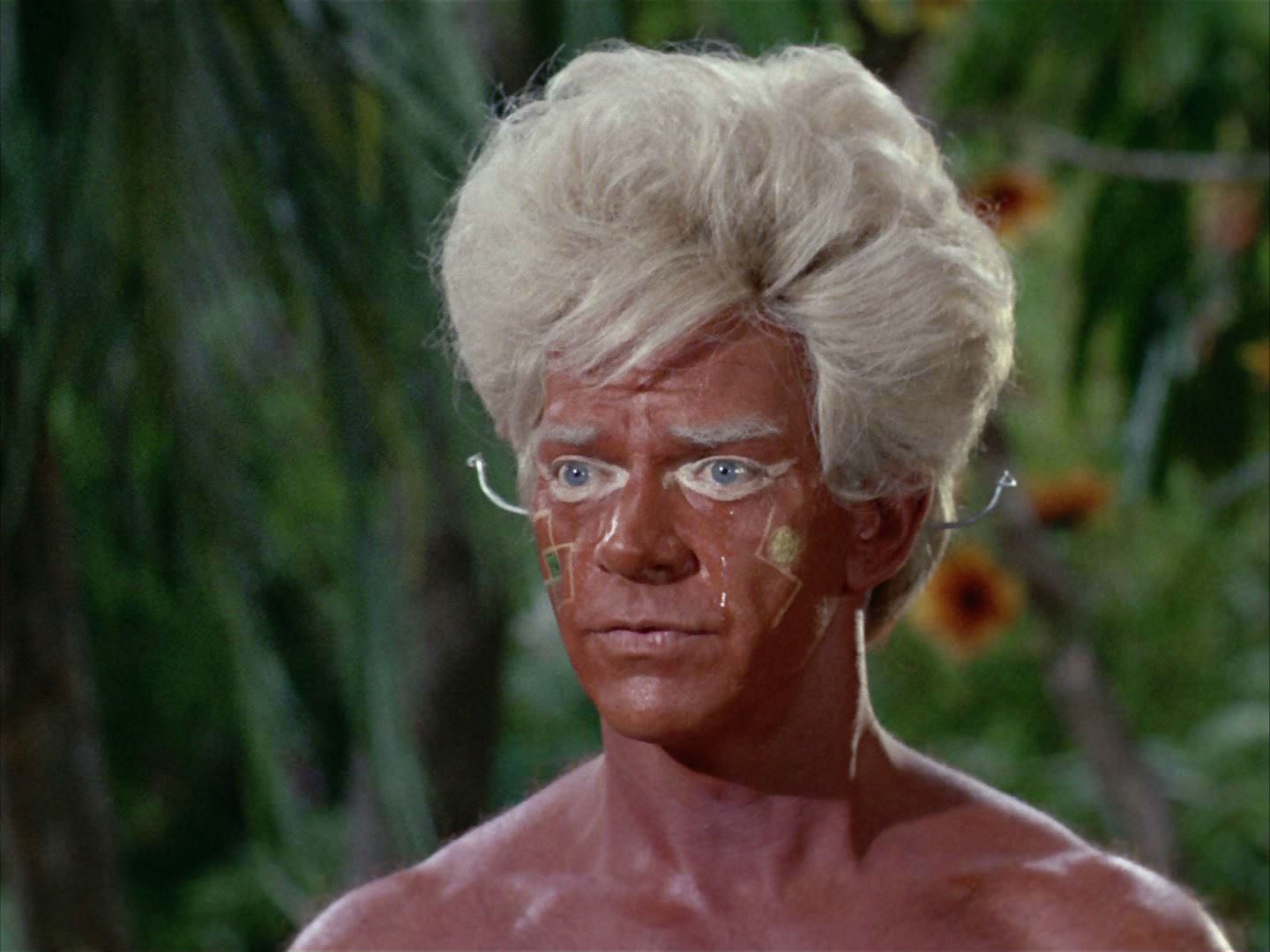 ariane179254_StarTrek_2x05_TheApple_0587.jpg