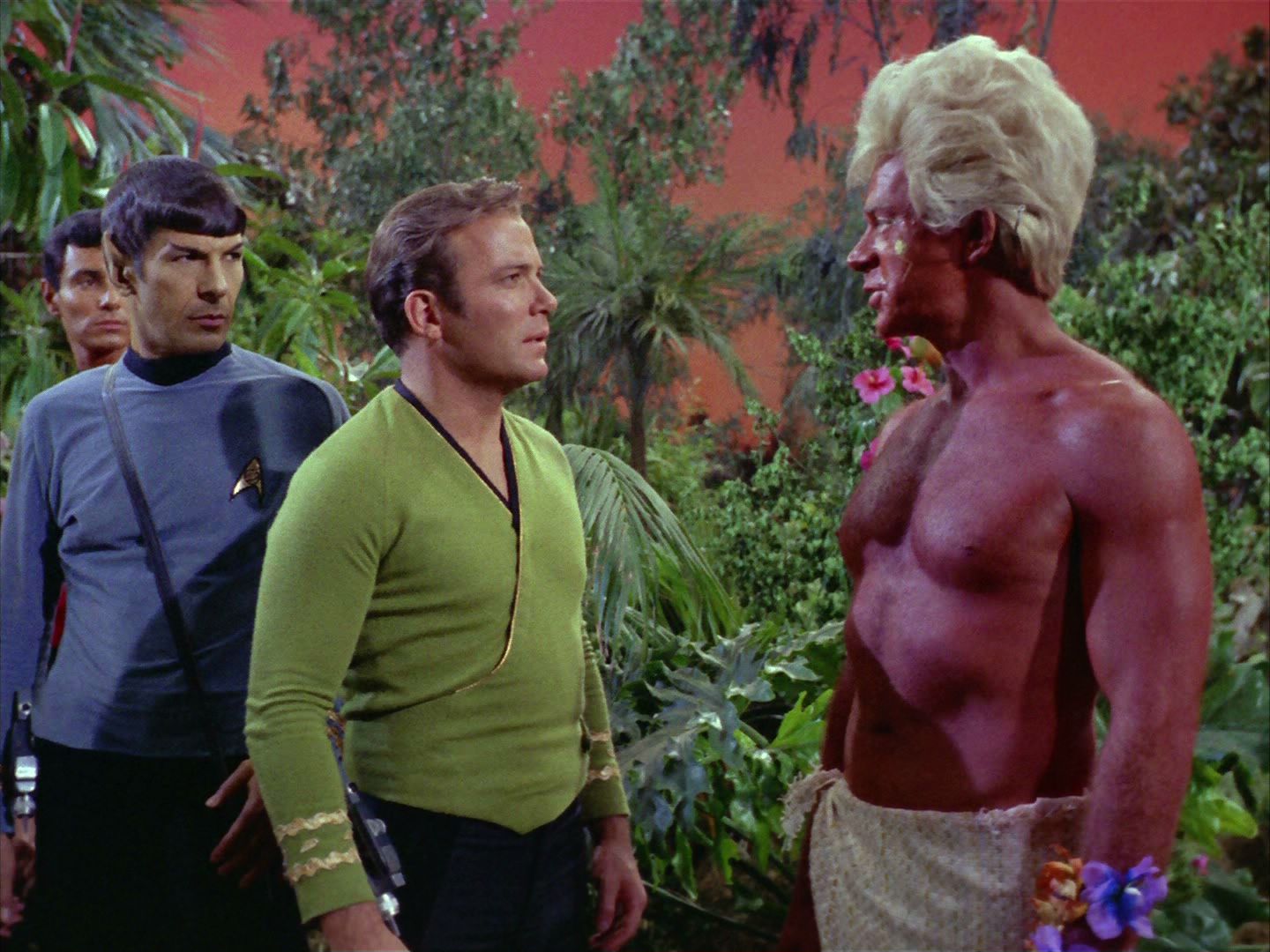 ariane179254_StarTrek_2x05_TheApple_0627.jpg