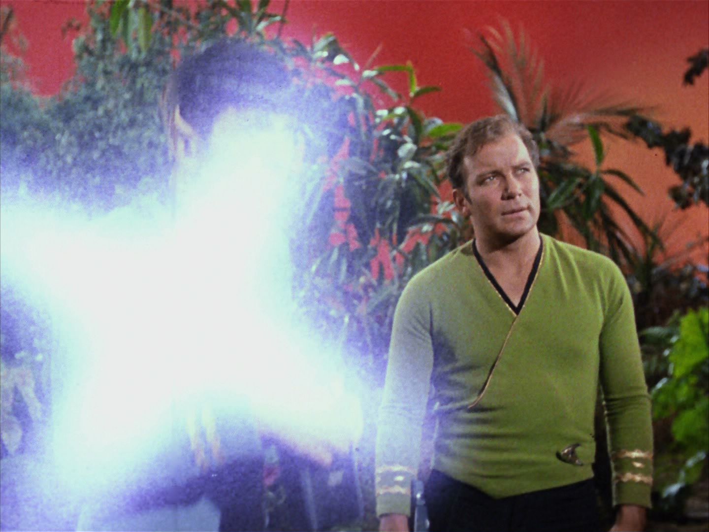 ariane179254_StarTrek_2x05_TheApple_0664.jpg