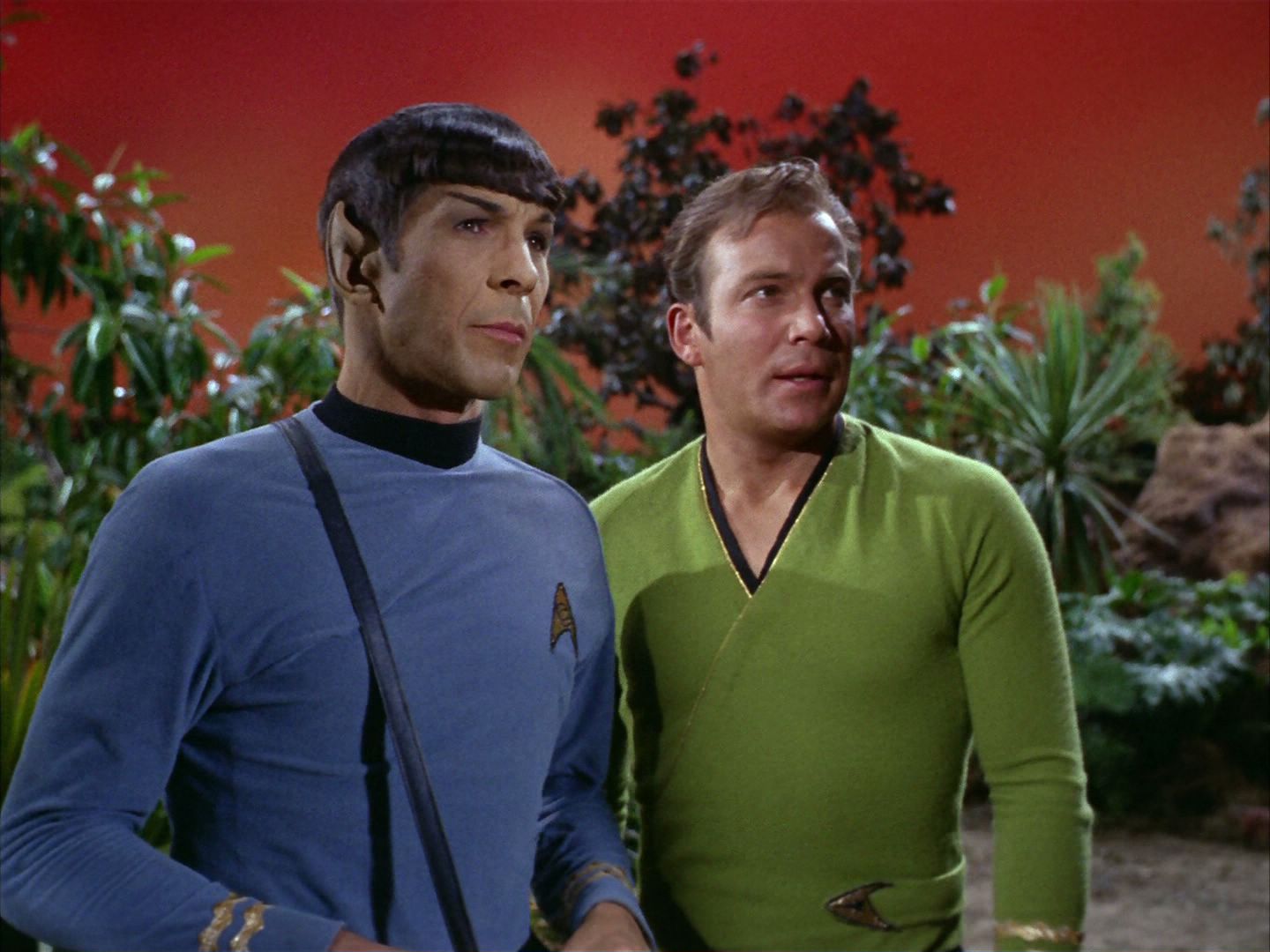 ariane179254_StarTrek_2x05_TheApple_0675.jpg