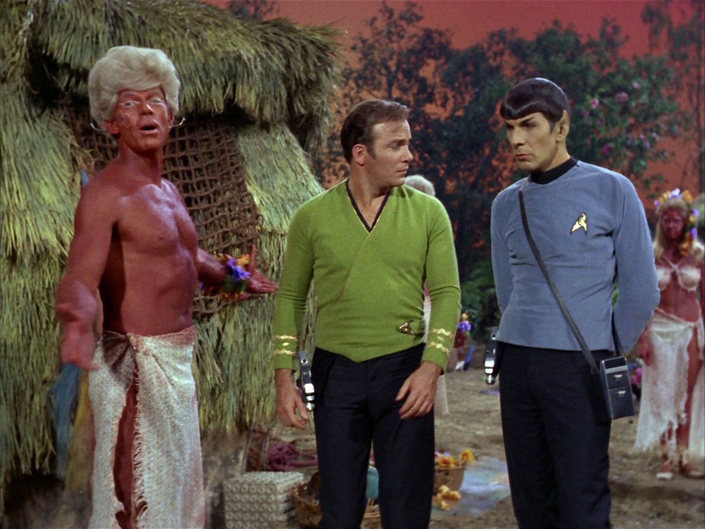 ariane179254_StarTrek_2x05_TheApple_0743.jpg