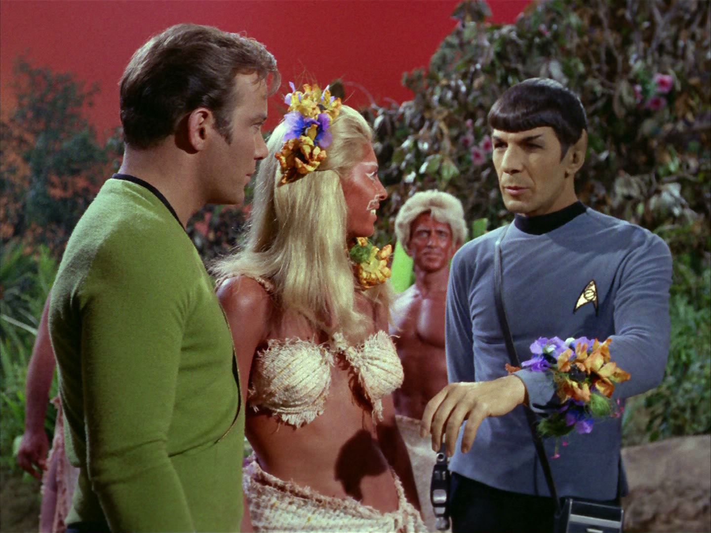 ariane179254_StarTrek_2x05_TheApple_0757.jpg
