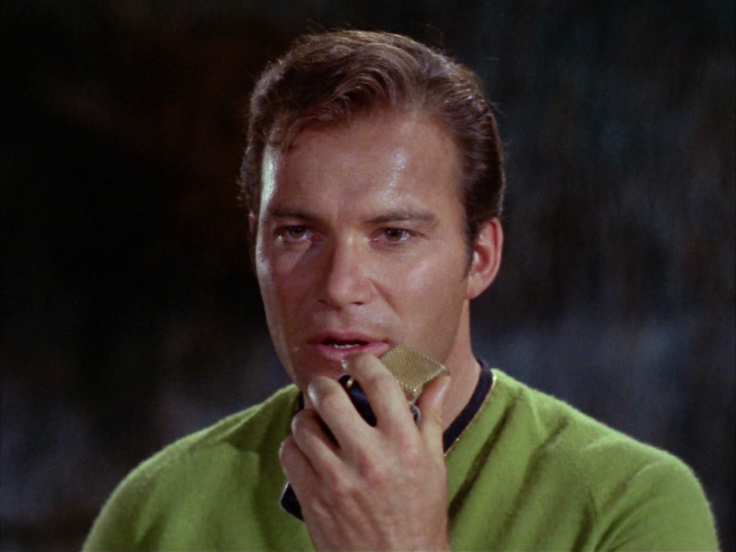 ariane179254_StarTrek_2x05_TheApple_0797.jpg