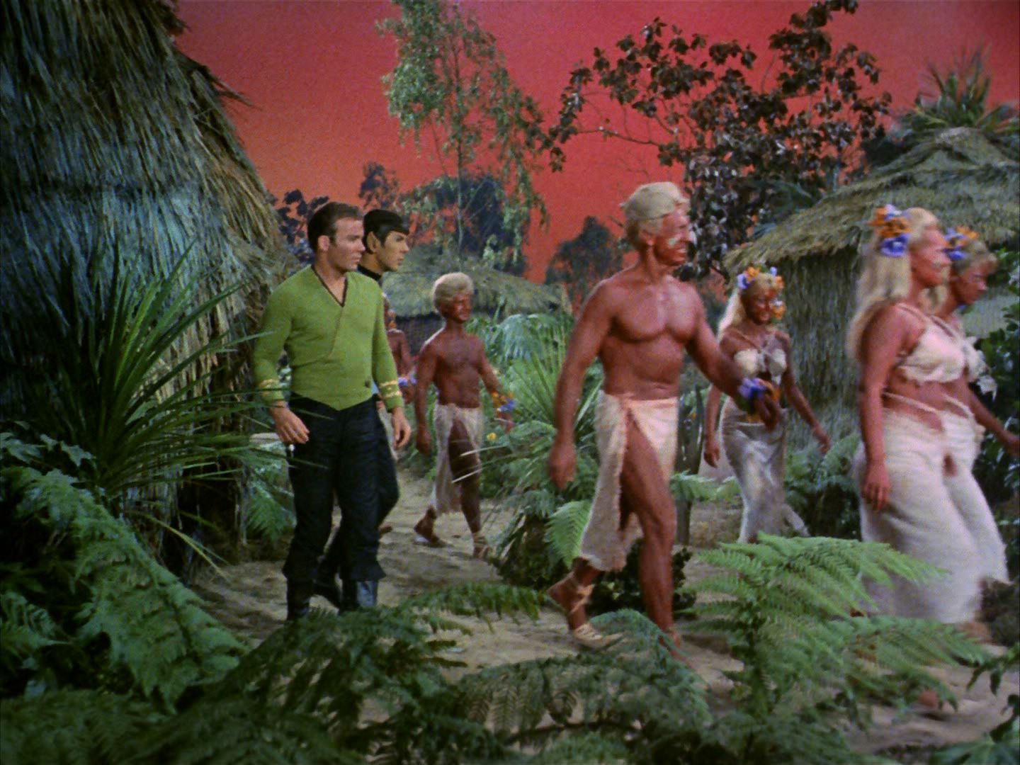 ariane179254_StarTrek_2x05_TheApple_0838.jpg
