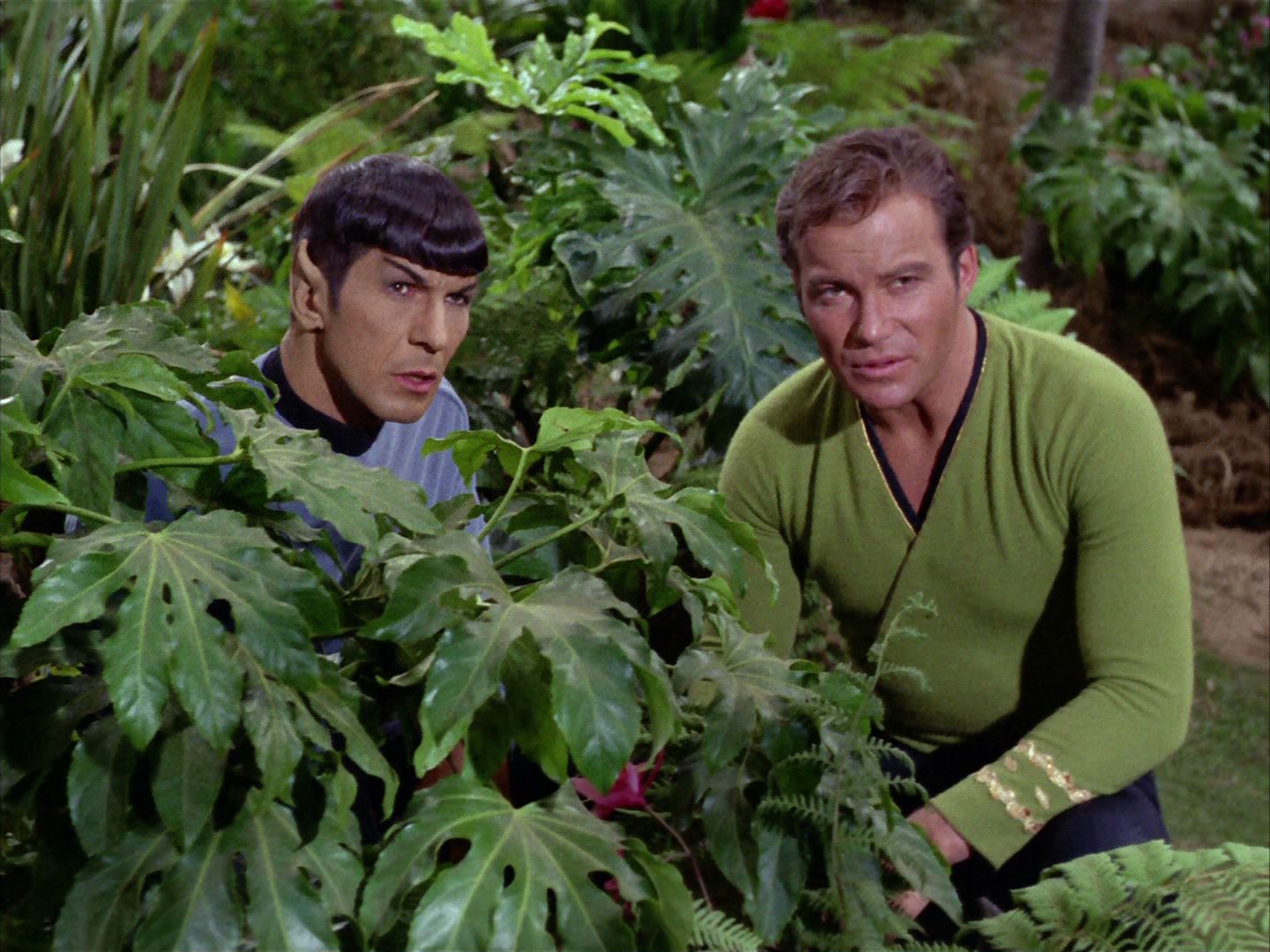ariane179254_StarTrek_2x05_TheApple_0861.jpg