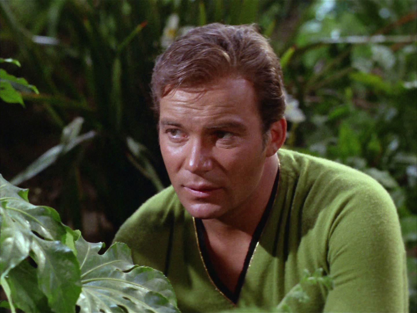 ariane179254_StarTrek_2x05_TheApple_0916.jpg