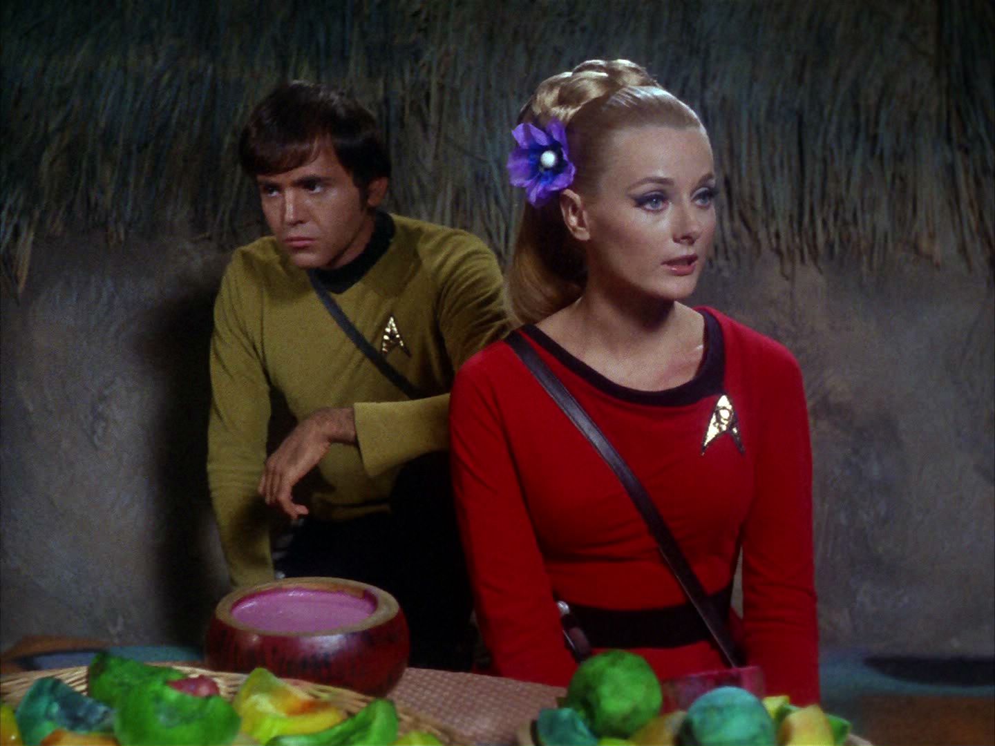 ariane179254_StarTrek_2x05_TheApple_0971.jpg